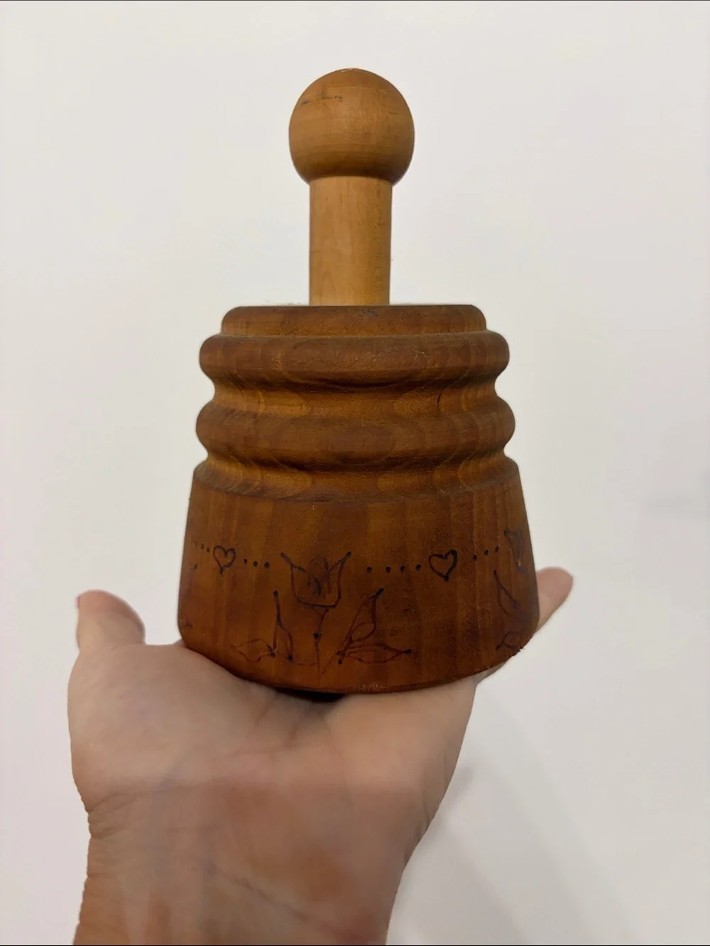 🤎VINTAGE🤎Wooden Tulip Butter Mold - Warm Brown